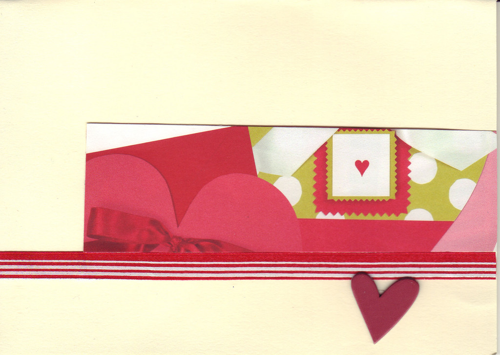 068 - Hearts with a ribbon on cream paper
