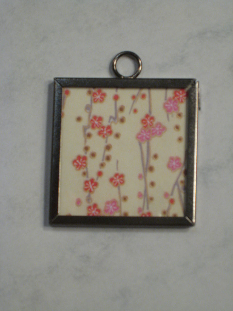 047 A - Beige cherry blossom