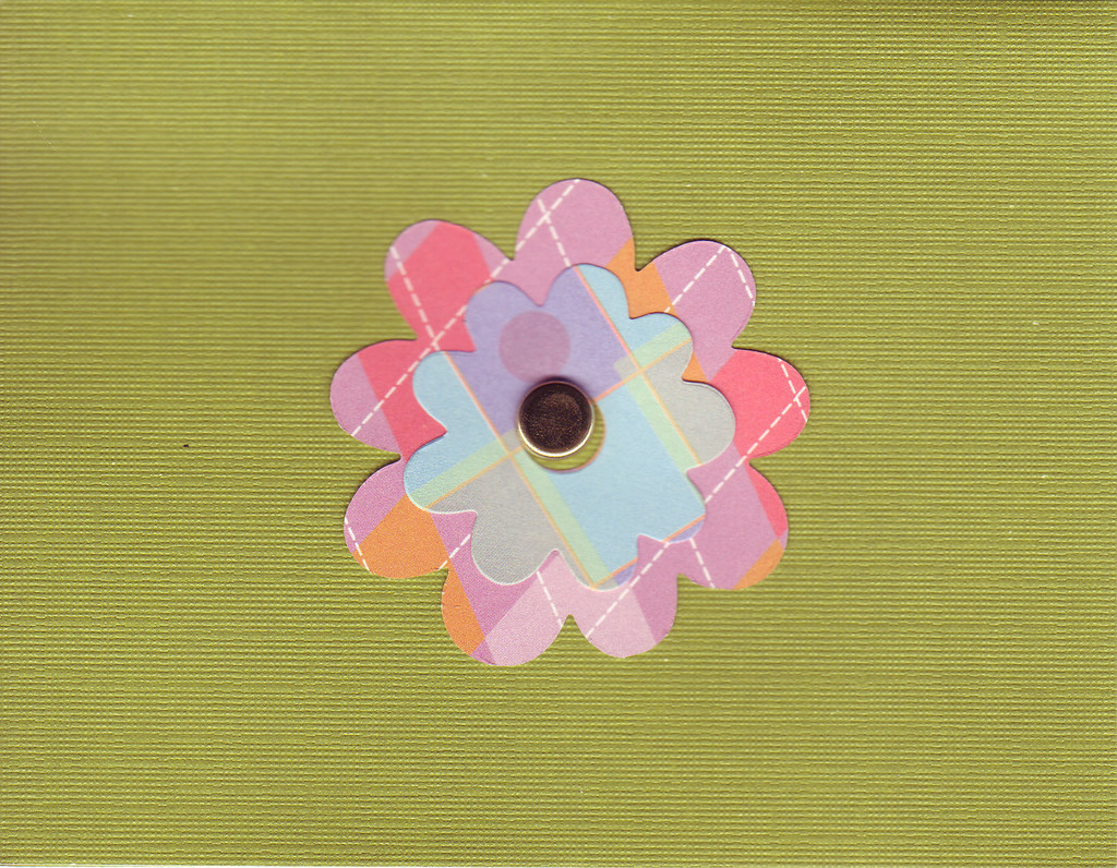 001 - Retro autumn flower on textured olive paper